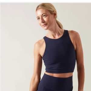 Athleta Conscious Crop